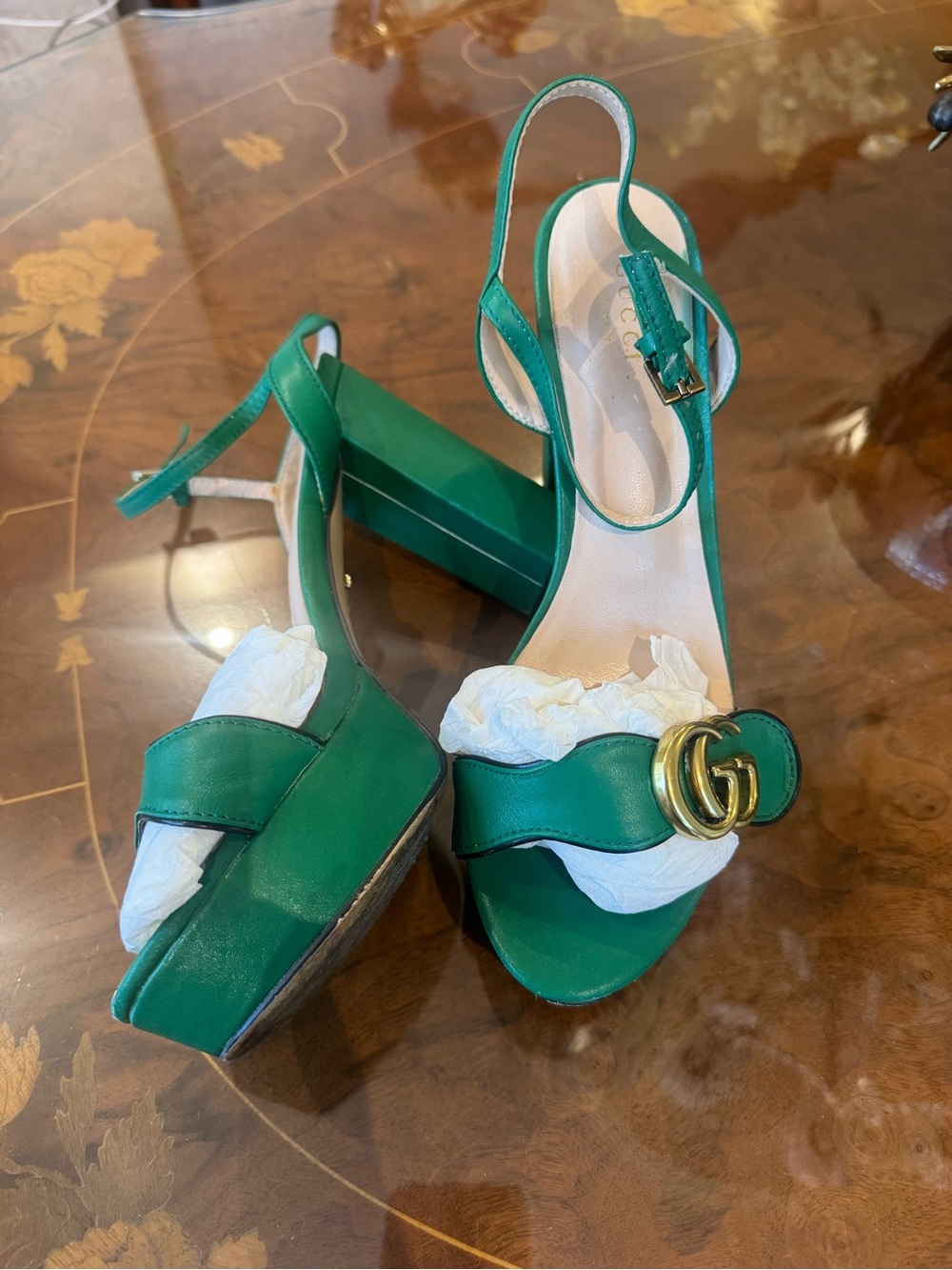 Gucci Green Leather Platform Ankle-Strap Heels sandals Gold Double G Sz 41.0